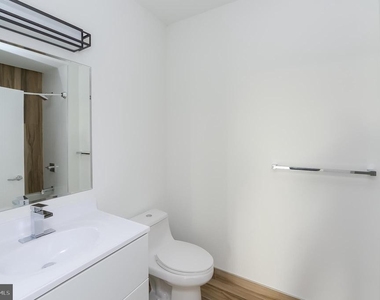 1203 Germantown Avenue - Photo Thumbnail 29