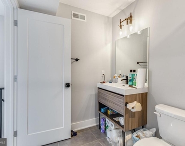 3965 Lancaster Avenue - Photo Thumbnail 20