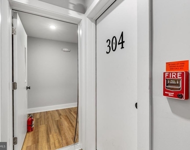 3965 Lancaster Avenue - Photo Thumbnail 21