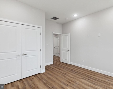 1840 N Gratz Street - Photo Thumbnail 14