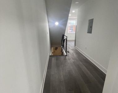 5719 Cambridge Street - Photo Thumbnail 3