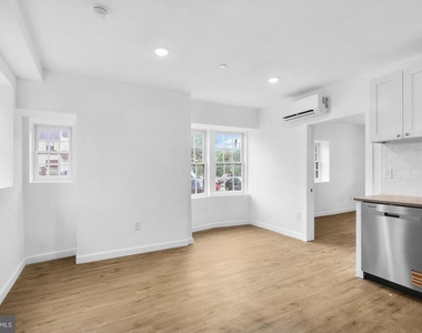 7037 Ridge Avenue - Photo Thumbnail 3