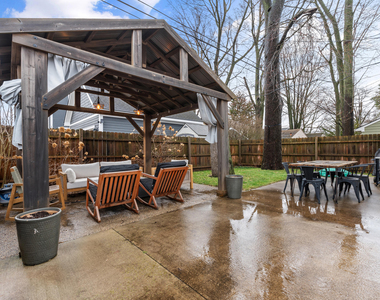 819 Irving Avenue - Photo Thumbnail 51