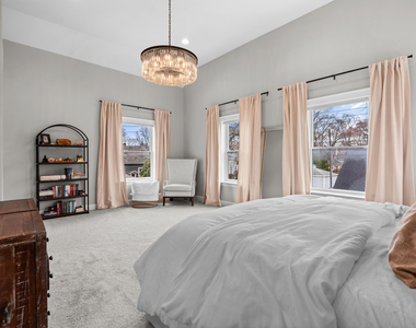 819 Irving Avenue - Photo Thumbnail 35