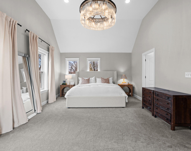 819 Irving Avenue - Photo Thumbnail 38