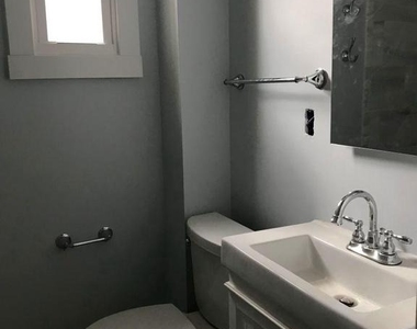 443 Ripka Street - Photo Thumbnail 3