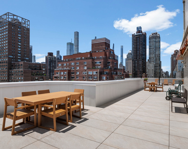 401 East 65th Street - Photo Thumbnail 6