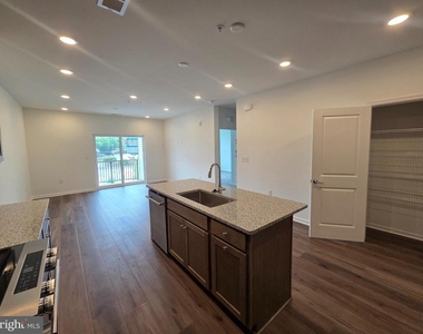 83 Bethlehem Pike - Photo Thumbnail 13