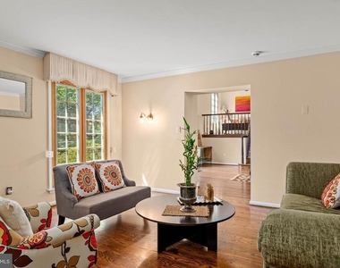 644 Robinson Lane - Photo Thumbnail 14