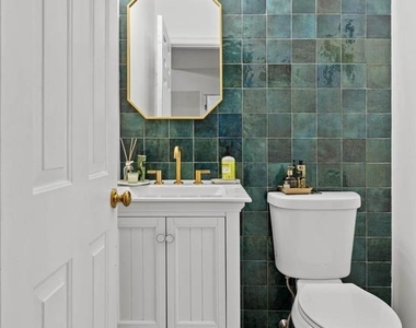 644 Robinson Lane - Photo Thumbnail 19