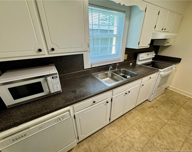 2601 N Roberts Avenue - Photo Thumbnail 8