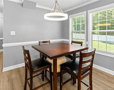 5608 Duncan Street - Photo Thumbnail 9