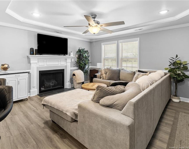 5608 Duncan Street - Photo Thumbnail 4