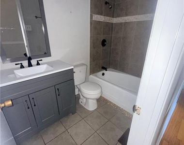 1401 Habersham Drive - Photo Thumbnail 10
