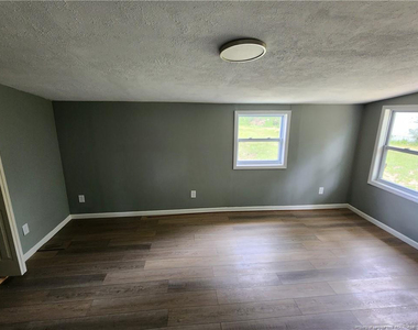 5100 Malloy Circle - Photo Thumbnail 3