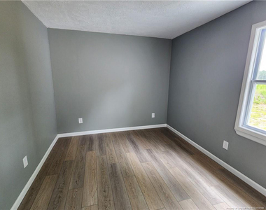 5100 Malloy Circle - Photo Thumbnail 15