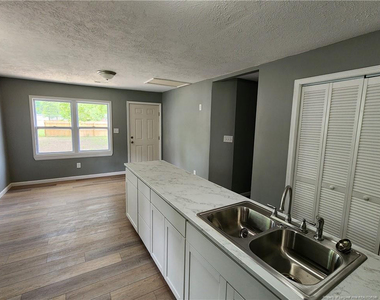 5100 Malloy Circle - Photo Thumbnail 8