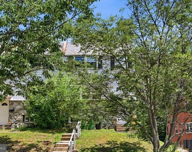 418 W Jefferson Street - Photo Thumbnail 1
