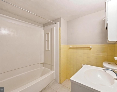 418 W Jefferson Street - Photo Thumbnail 14