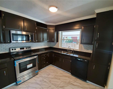 1015 Brook Street - Photo Thumbnail 9