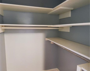 1015 Brook Street - Photo Thumbnail 18