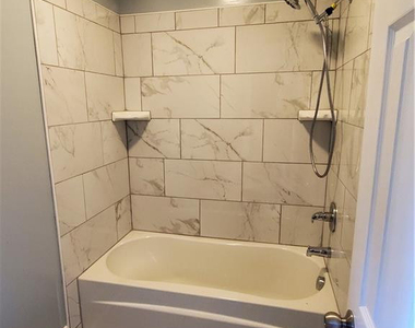 1015 Brook Street - Photo Thumbnail 15