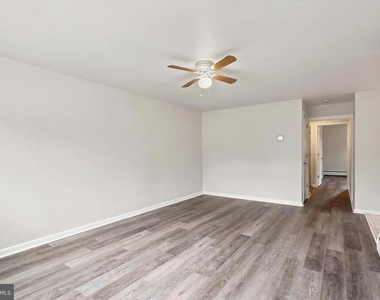 126 4th Avenue - Photo Thumbnail 2
