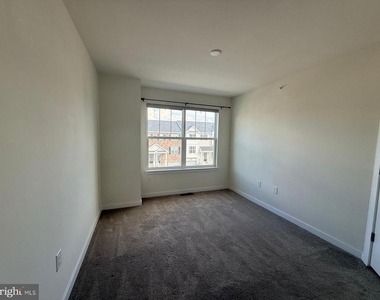 1921 Boulder Drive - Photo Thumbnail 17