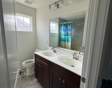 1921 Boulder Drive - Photo Thumbnail 19