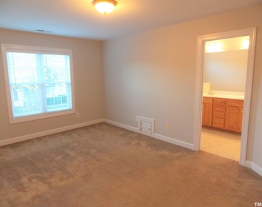 4650 Pooh Corner Drive - Photo Thumbnail 11