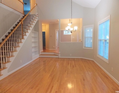 4650 Pooh Corner Drive - Photo Thumbnail 7