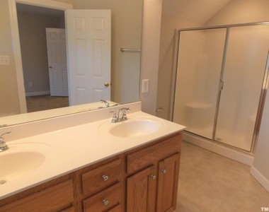 4650 Pooh Corner Drive - Photo Thumbnail 16