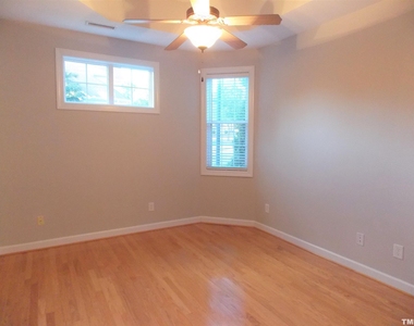 4650 Pooh Corner Drive - Photo Thumbnail 8