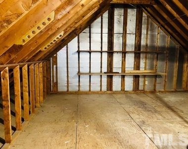 2112 N Hills Drive - Photo Thumbnail 27