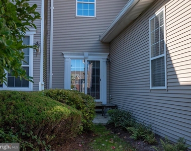 80 Dispatch Drive - Photo Thumbnail 29