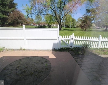 681a Rose Hollow Drive - Photo Thumbnail 19