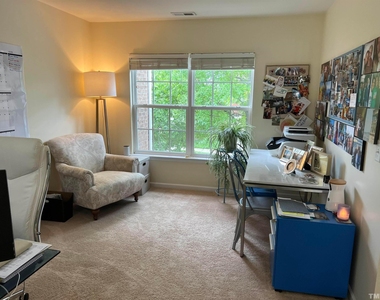 124 Longchamp Lane - Photo Thumbnail 6