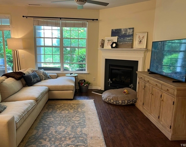 124 Longchamp Lane - Photo Thumbnail 2