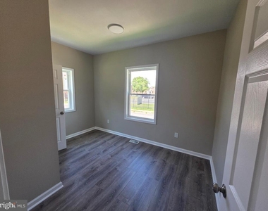 75 Hedge Street - Photo Thumbnail 7