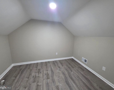 75 Hedge Street - Photo Thumbnail 11