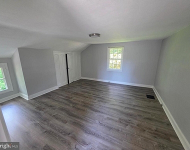 277 E Broadway - Photo Thumbnail 19