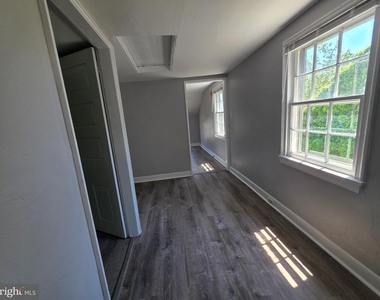 277 E Broadway - Photo Thumbnail 20