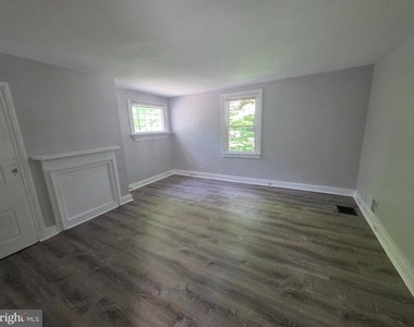 277 E Broadway - Photo Thumbnail 17