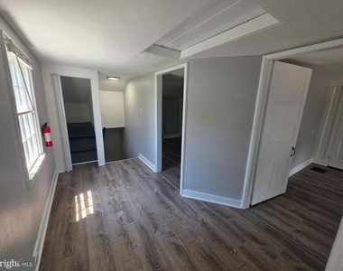 277 E Broadway - Photo Thumbnail 22