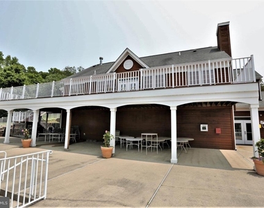 302 Wellington Park Drive - Photo Thumbnail 30