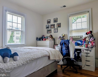 14 Harris Road - Photo Thumbnail 11