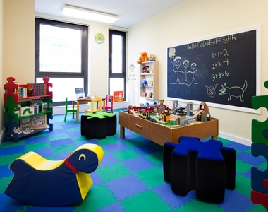 89 Murray Street, Unit 14c - Photo Thumbnail 5