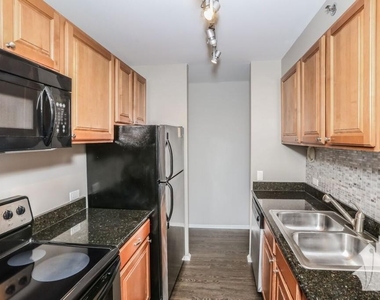 4334 N Hazel - Photo Thumbnail 11