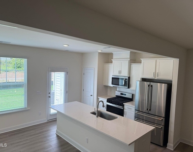 48 Hyacinth Lane - Photo Thumbnail 5