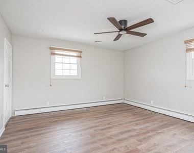 611 Fries Mill Road - Photo Thumbnail 12